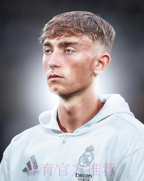 罗马诺:怀森已经通过皇马体检 5年合同准备中 罗马诺:怀森已经通过皇马体检 5年合同准备中